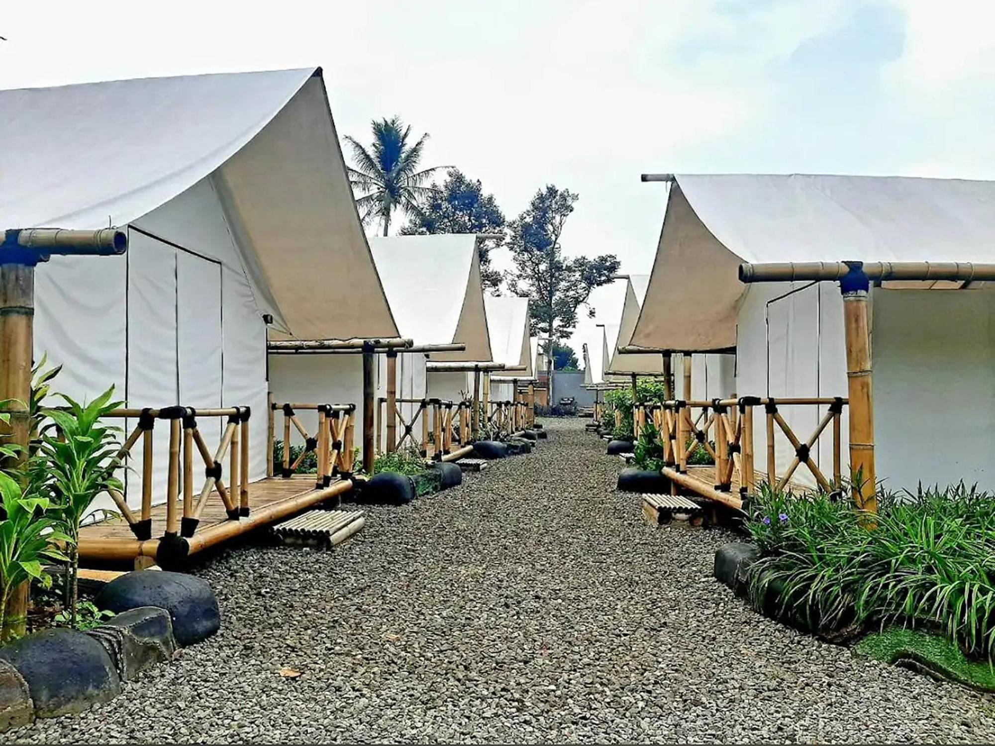 Grand Royale Tapos Villa