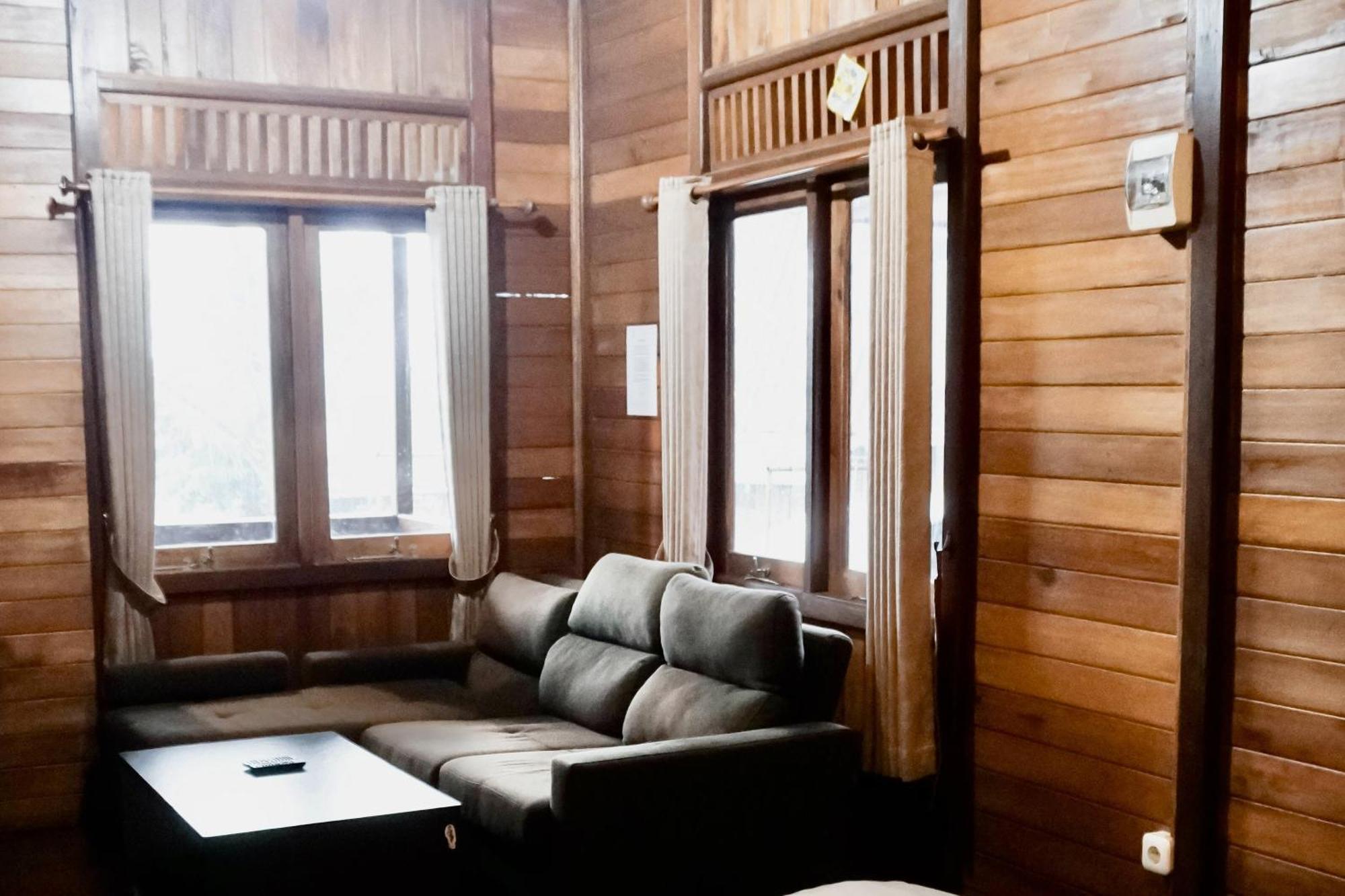 Grand Royale Tapos Villa *